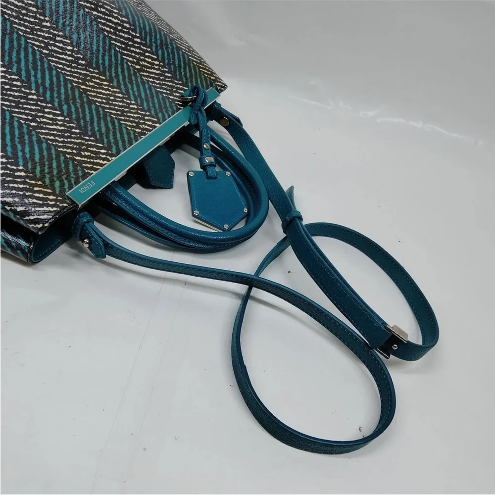 FENDI 2Jours Handbag - Picture 4 of 17